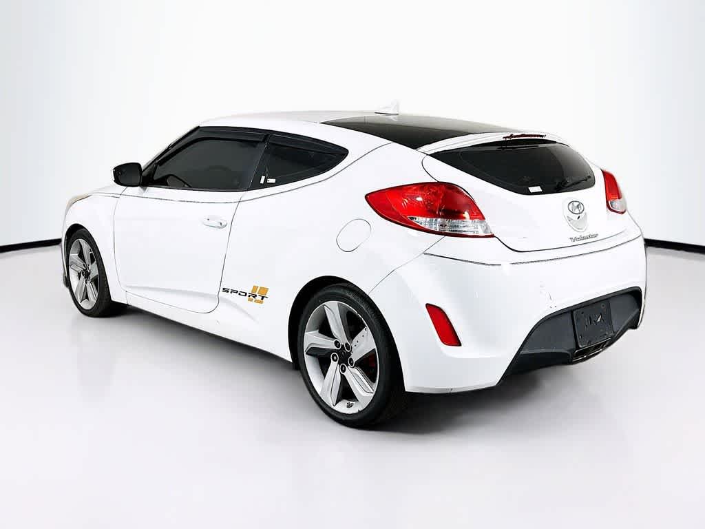 Thumbnail: 2015 Hyundai Veloster - 4