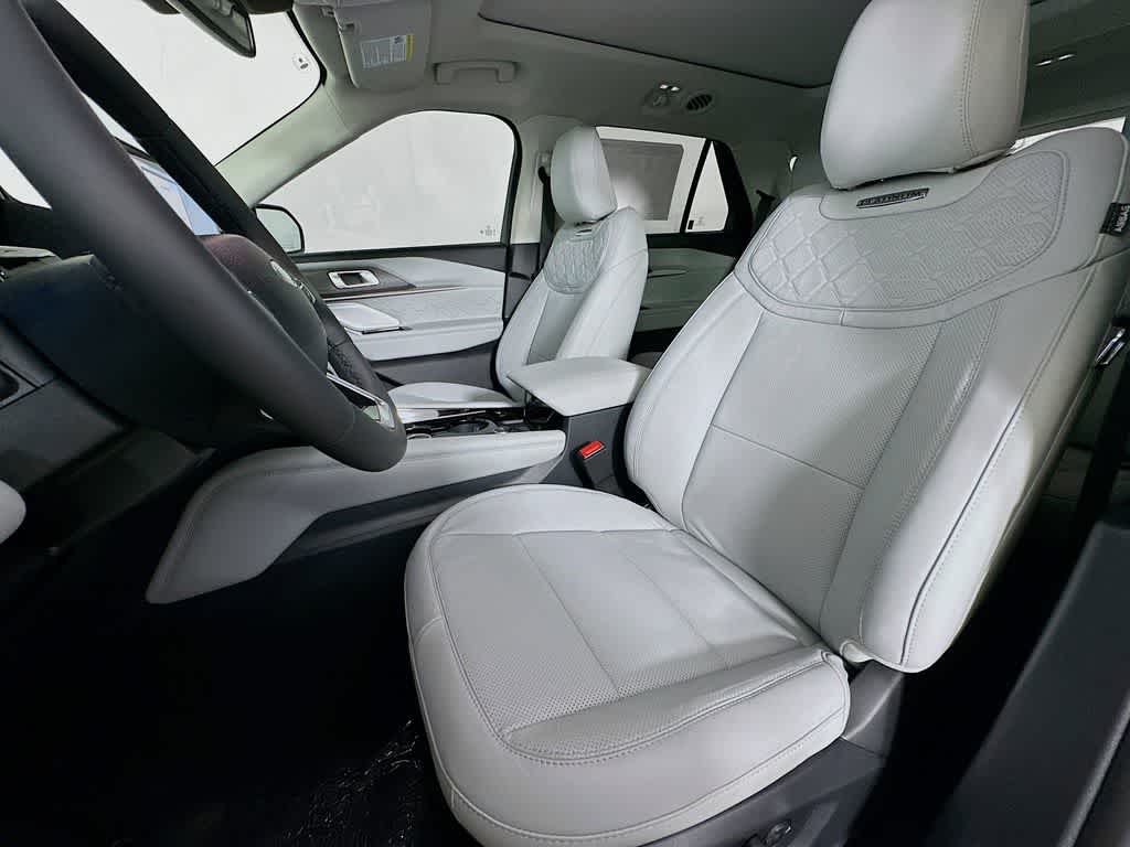 Thumbnail: 2025 Ford Explorer - 12