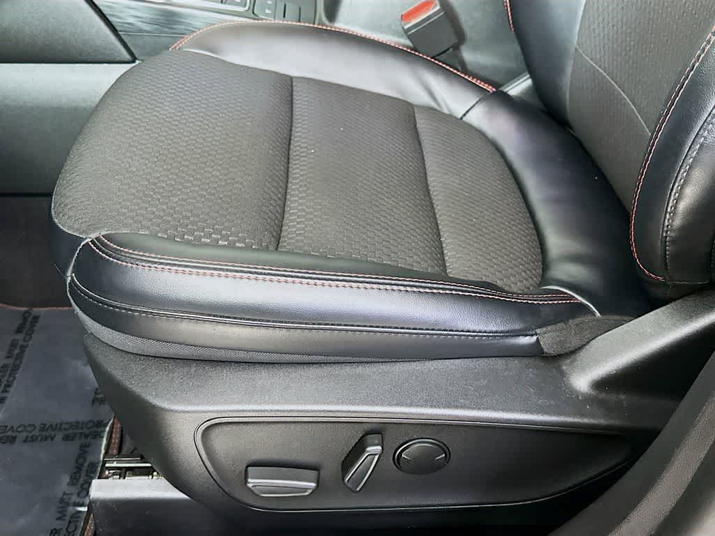 Thumbnail: 2023 Ford Escape - 30