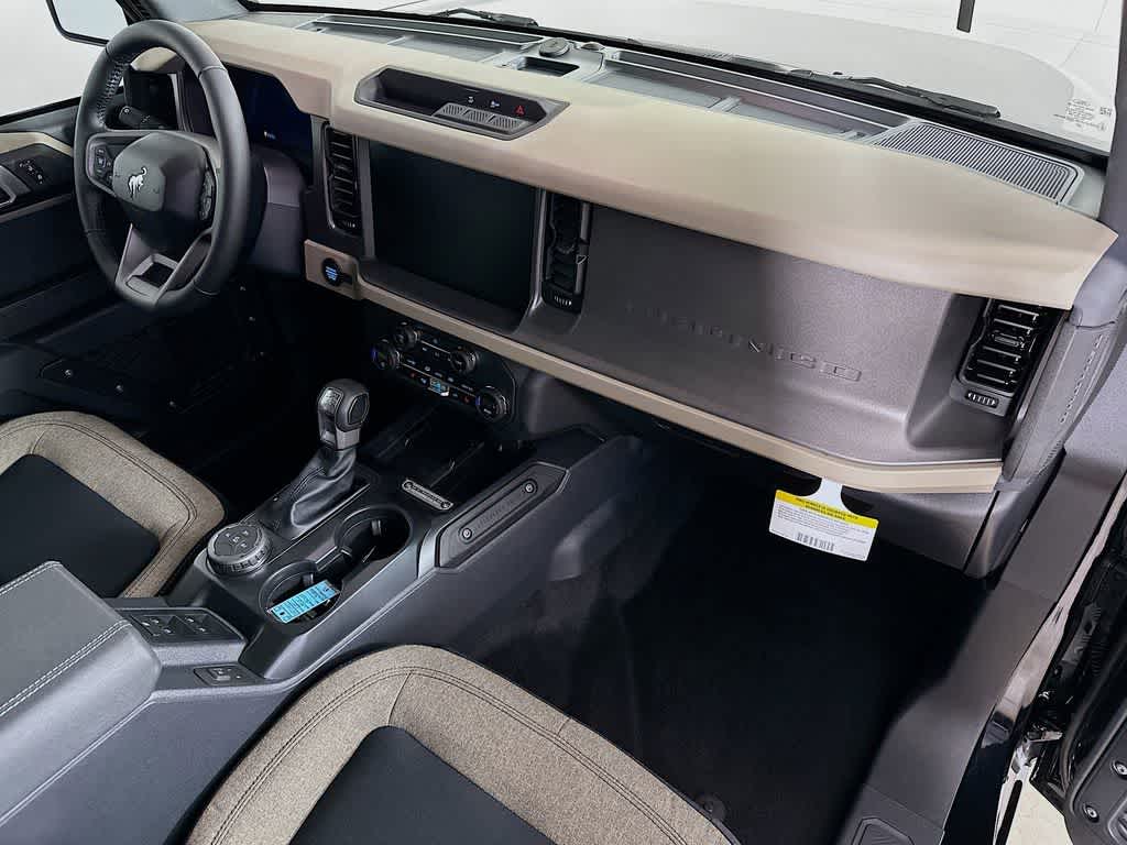 Thumbnail: 2025 Ford Bronco - 32