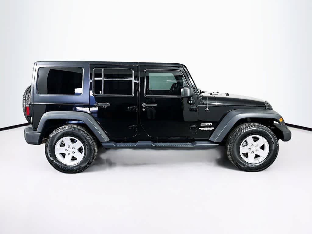 Thumbnail: 2015 Jeep Wrangler - 25