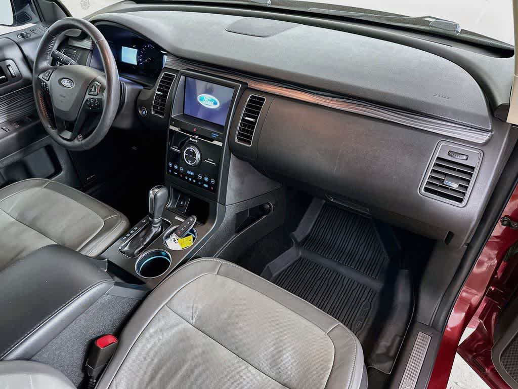 Thumbnail: 2019 Ford Flex - 33