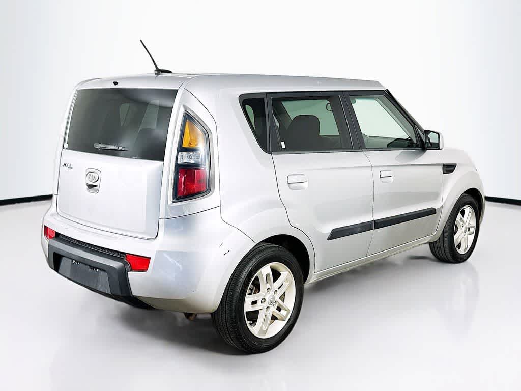 Thumbnail: 2010 Kia Soul - 23