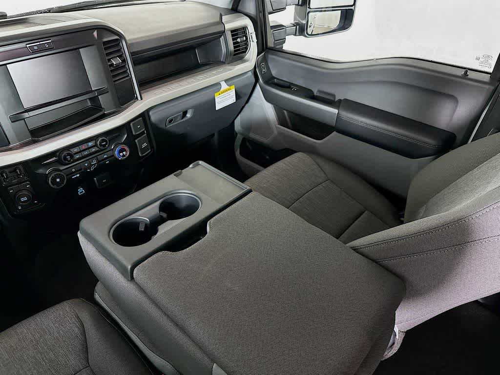 Thumbnail: 2026 Ford F-250 - 11