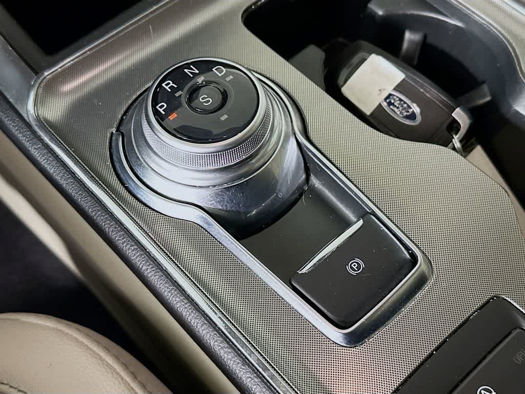 Thumbnail: 2024 Ford Edge - 18