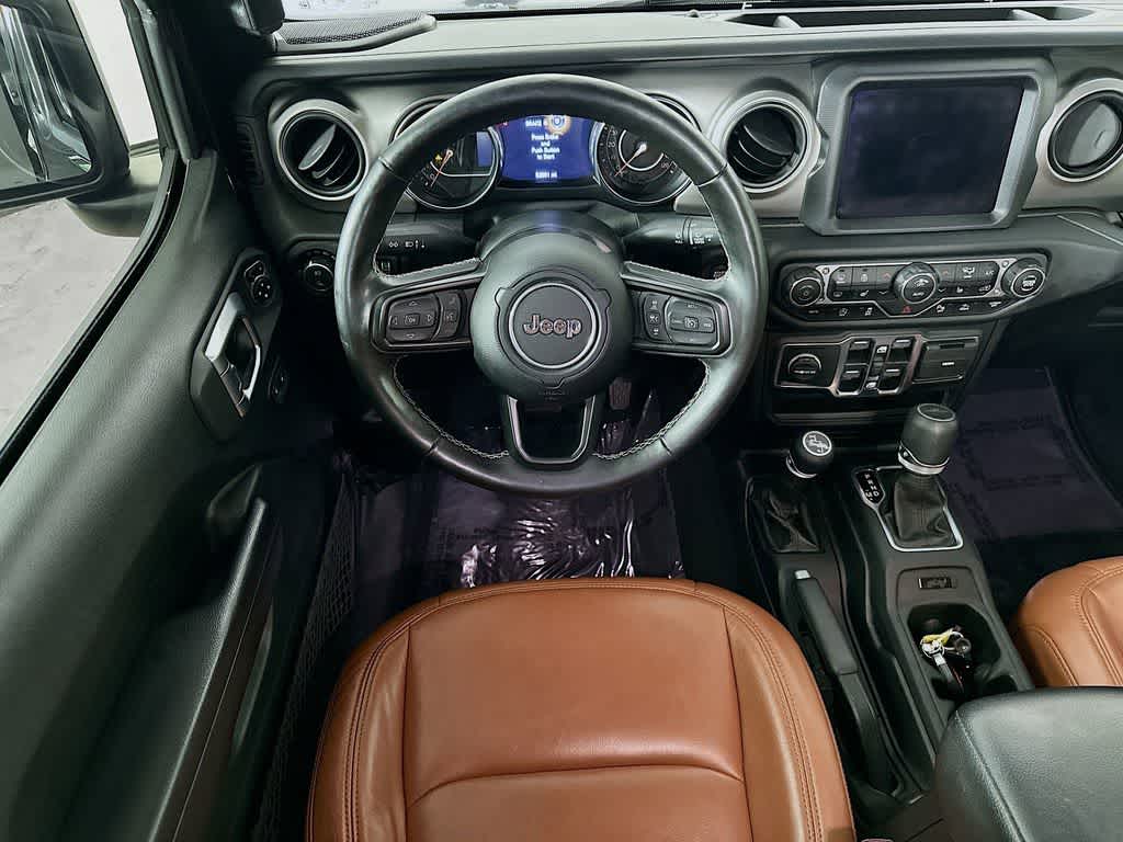 Thumbnail: 2021 Jeep Gladiator - 10