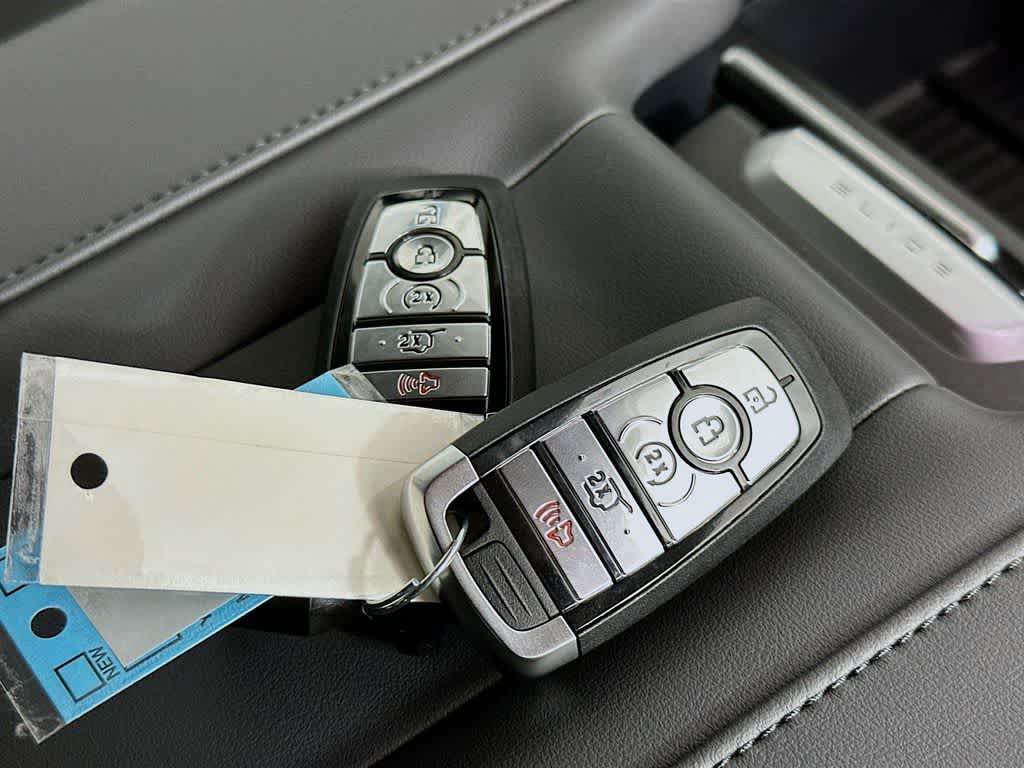 Thumbnail: 2026 Ford Expedition - 21