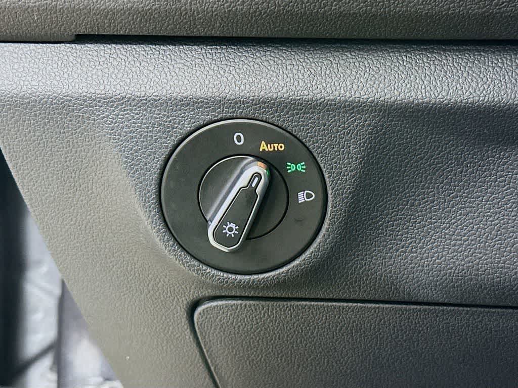 Thumbnail: 2024 Volkswagen Jetta - 26