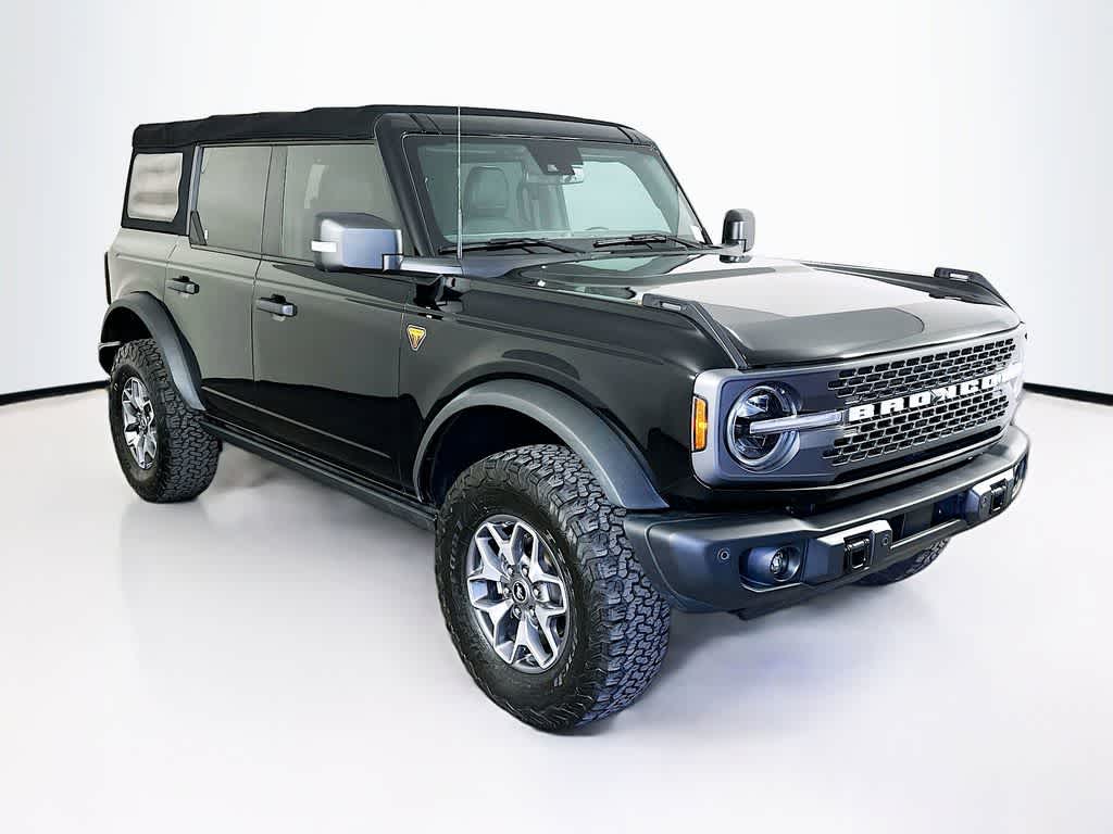 Thumbnail: 2022 Ford Bronco - 23