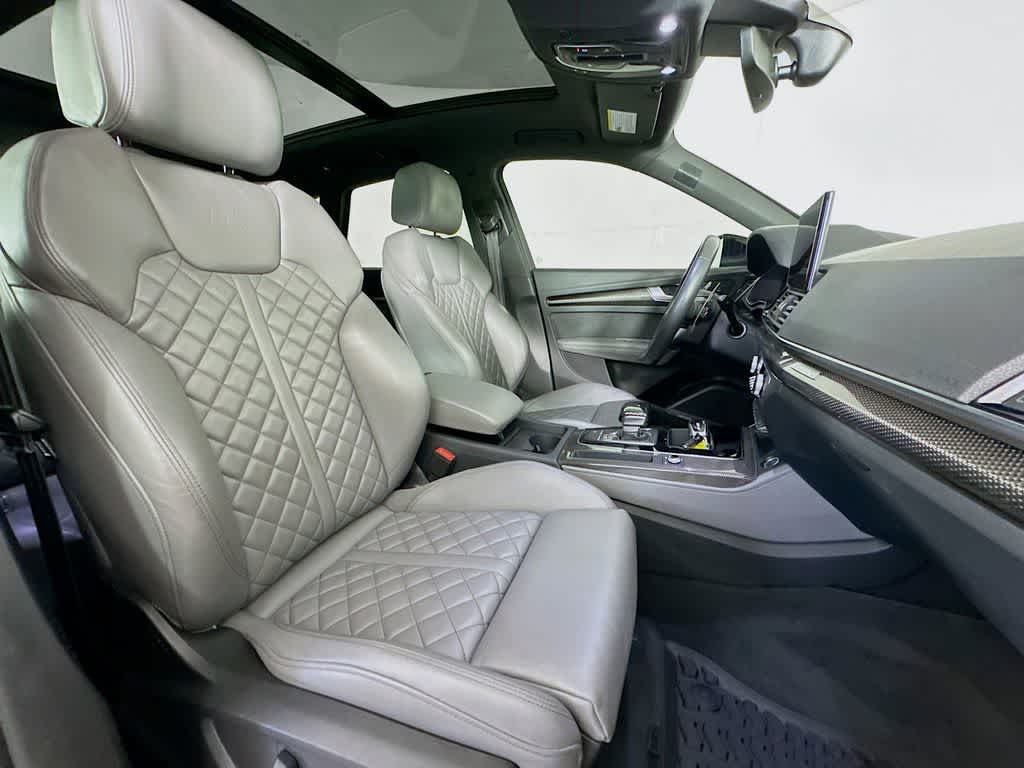 Thumbnail: 2023 Audi SQ5 - 15