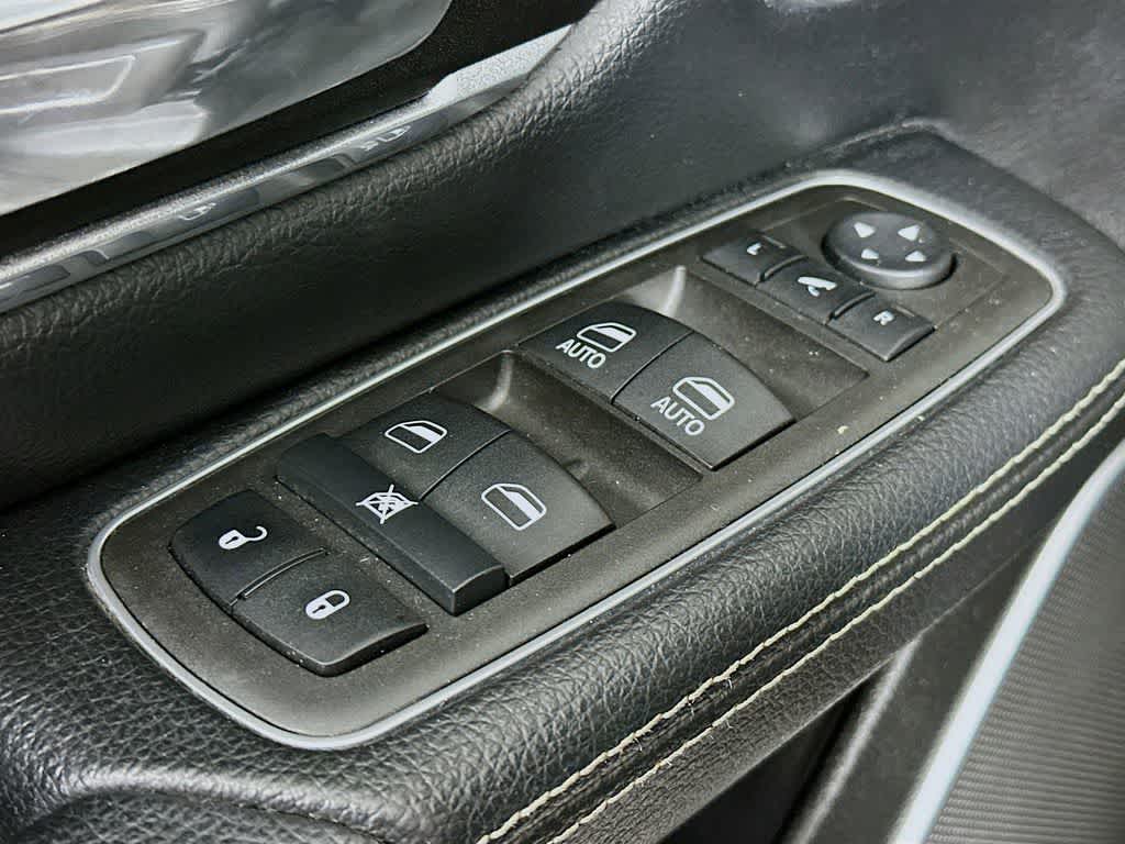 Thumbnail: 2022 RAM 1500 - 28