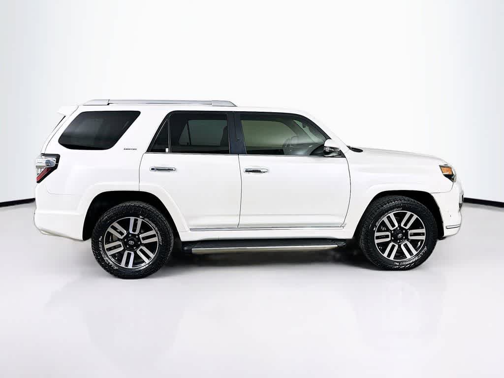 Thumbnail: 2017 Toyota 4Runner - 25