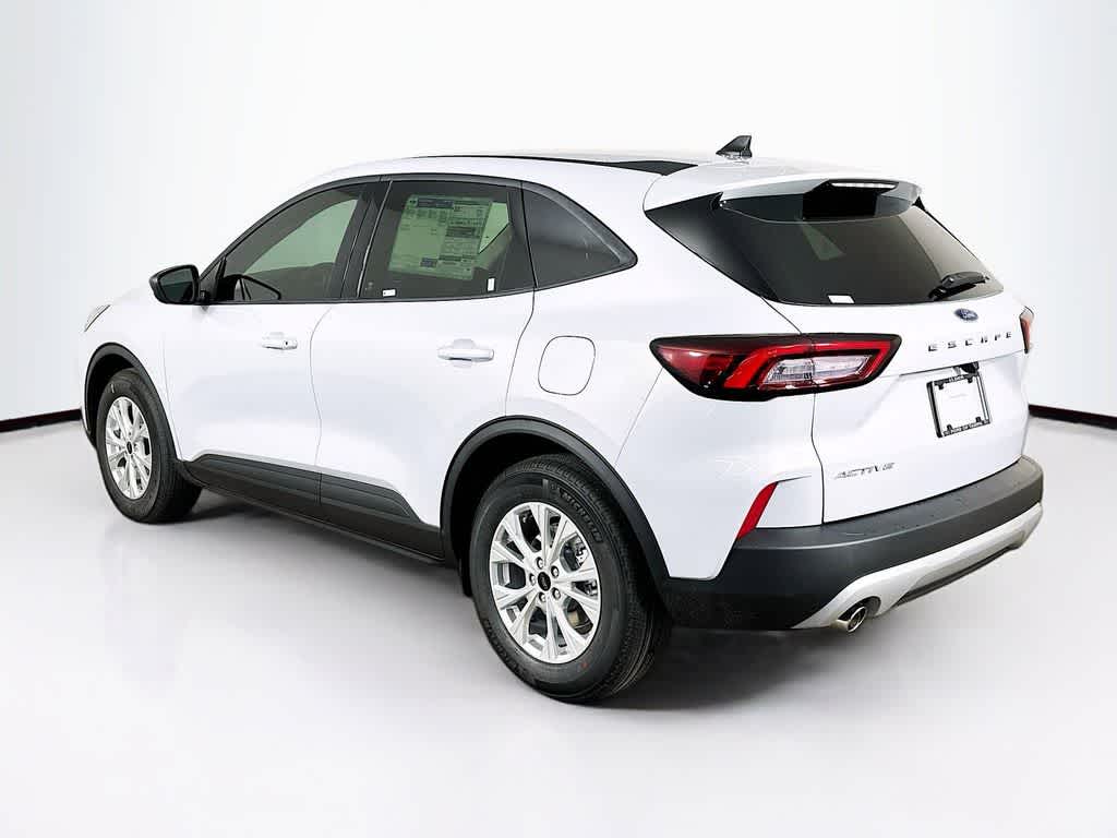 Thumbnail: 2025 Ford Escape - 4