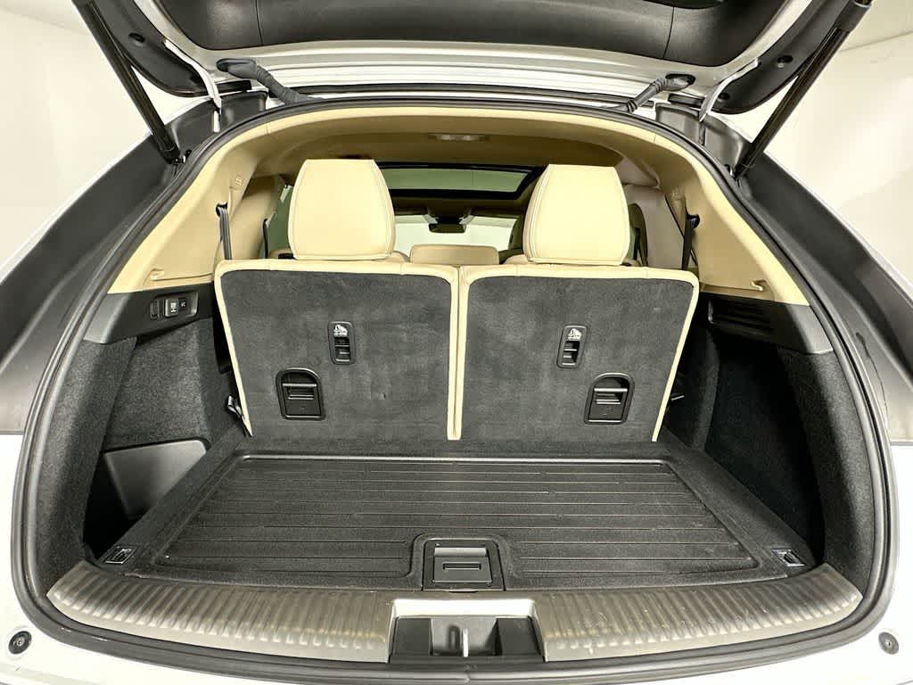 Thumbnail: 2022 Acura MDX - 20