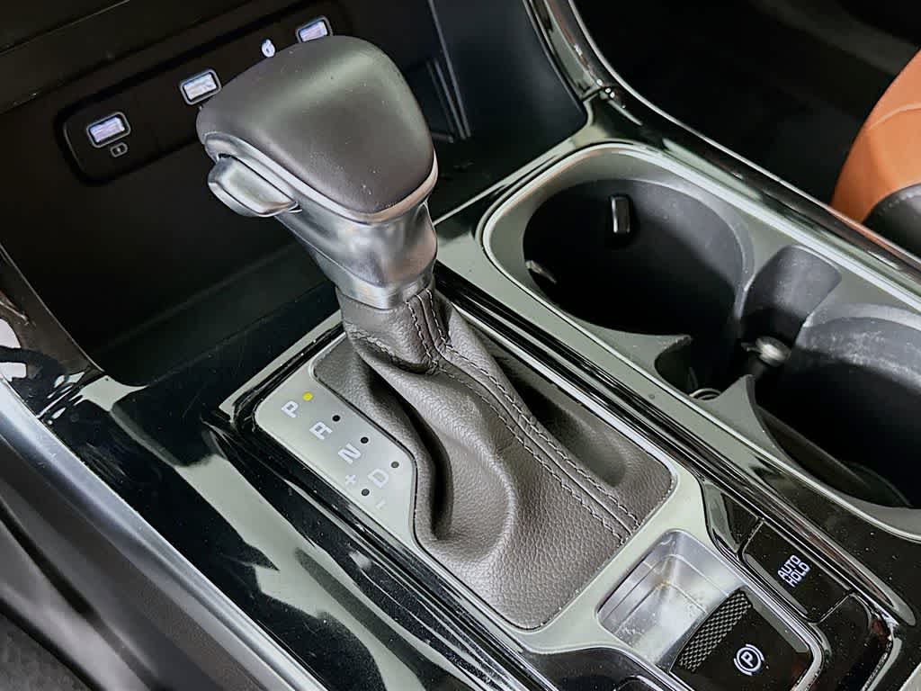 Thumbnail: 2022 Kia Carnival - 19