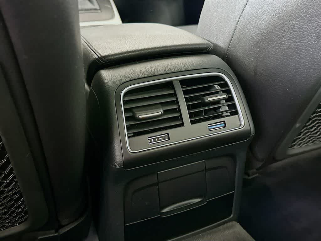 Thumbnail: 2015 Audi A4 - 30