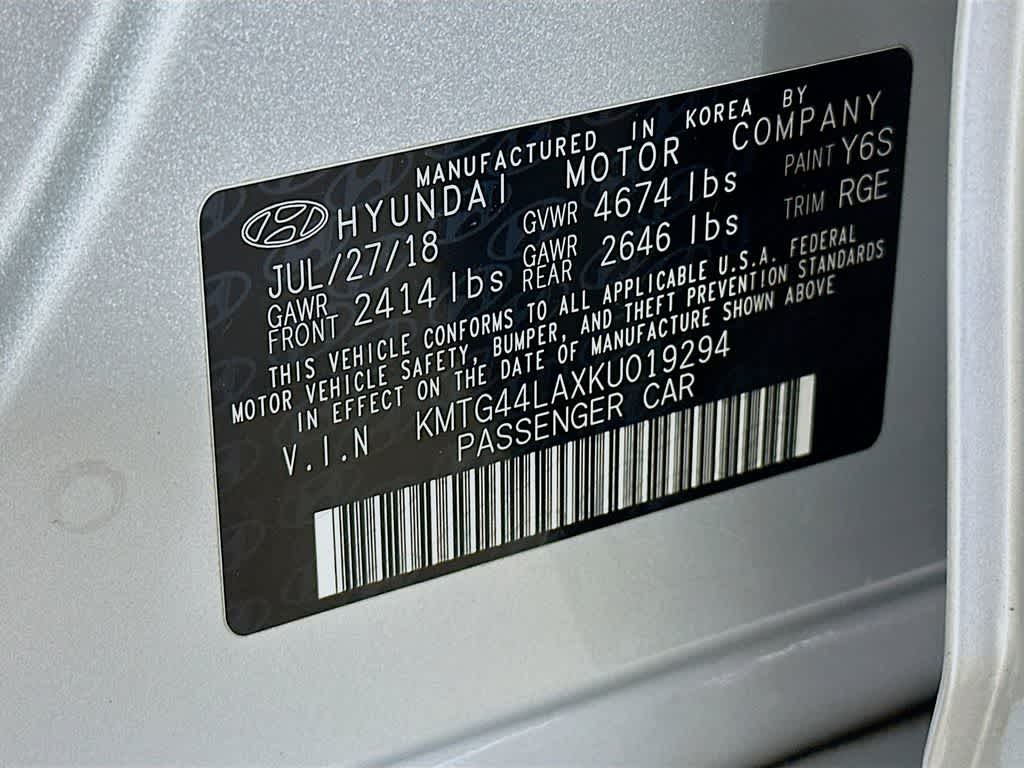 Thumbnail: 2019 Genesis G70 - 23