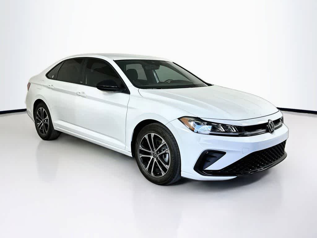 Thumbnail: 2025 Volkswagen Jetta - 22