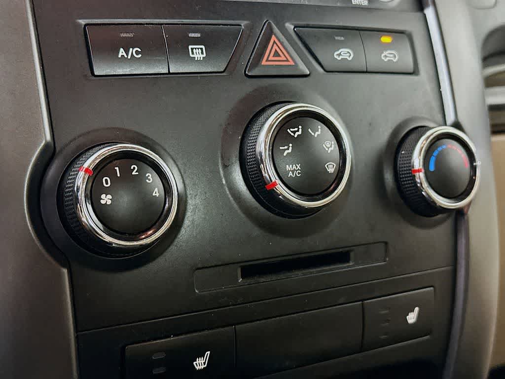 Thumbnail: 2013 Kia Sorento - 17