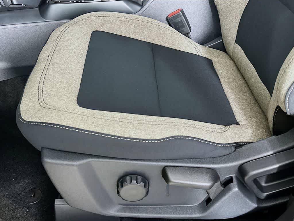 Thumbnail: 2025 Ford Bronco - 32