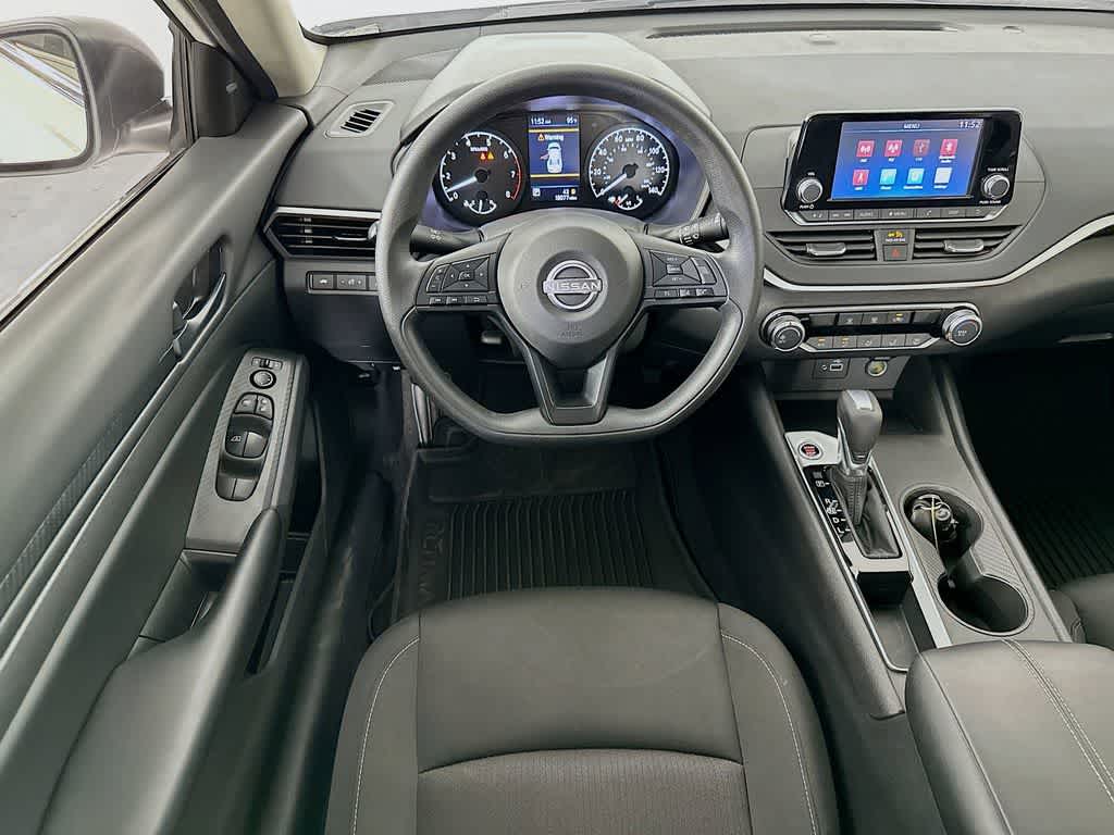 Thumbnail: 2024 Nissan Altima - 10