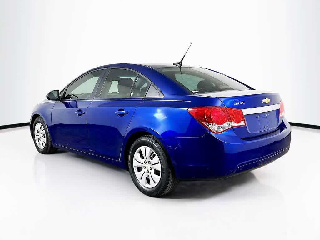 Thumbnail: 2013 Chevrolet Cruze - 4