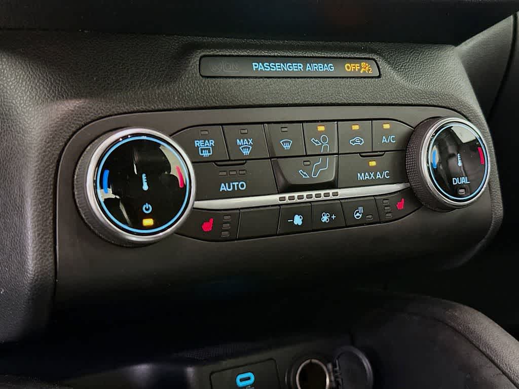 Thumbnail: 2023 Ford Escape - 17