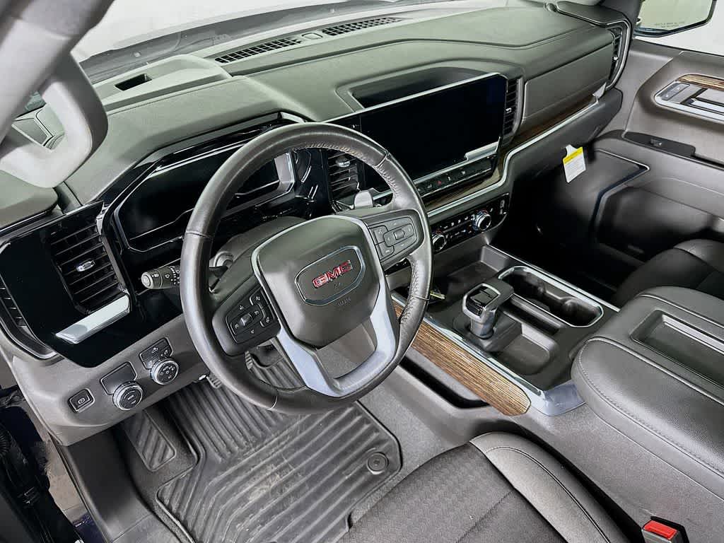 Thumbnail: 2022 GMC Sierra 1500 - 2
