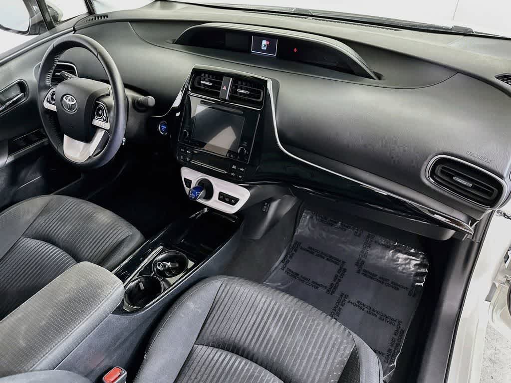 Thumbnail: 2019 Toyota Prius Prime - 31