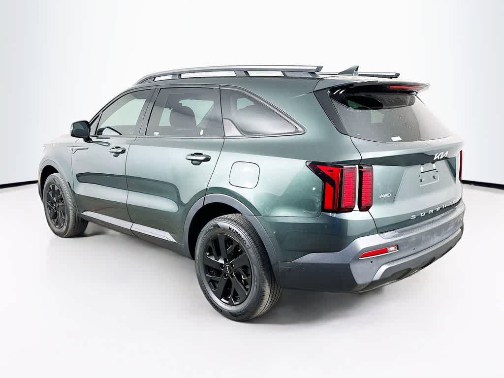 Thumbnail: 2022 Kia Sorento - 4