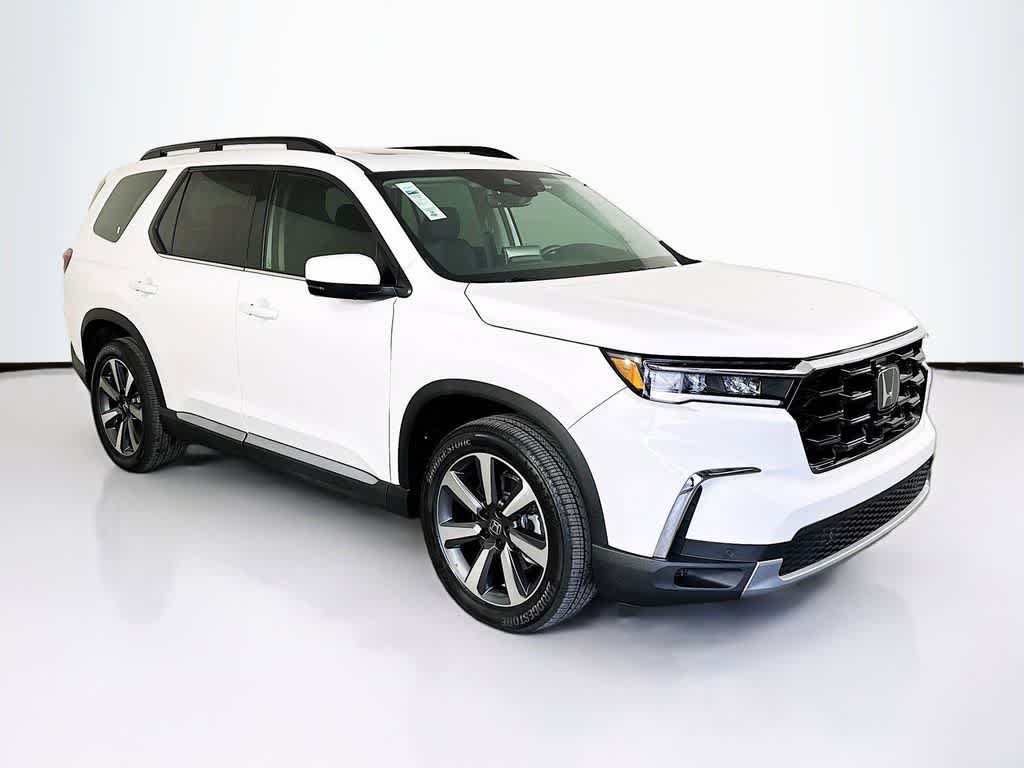 2025 Honda Pilot Touring 24