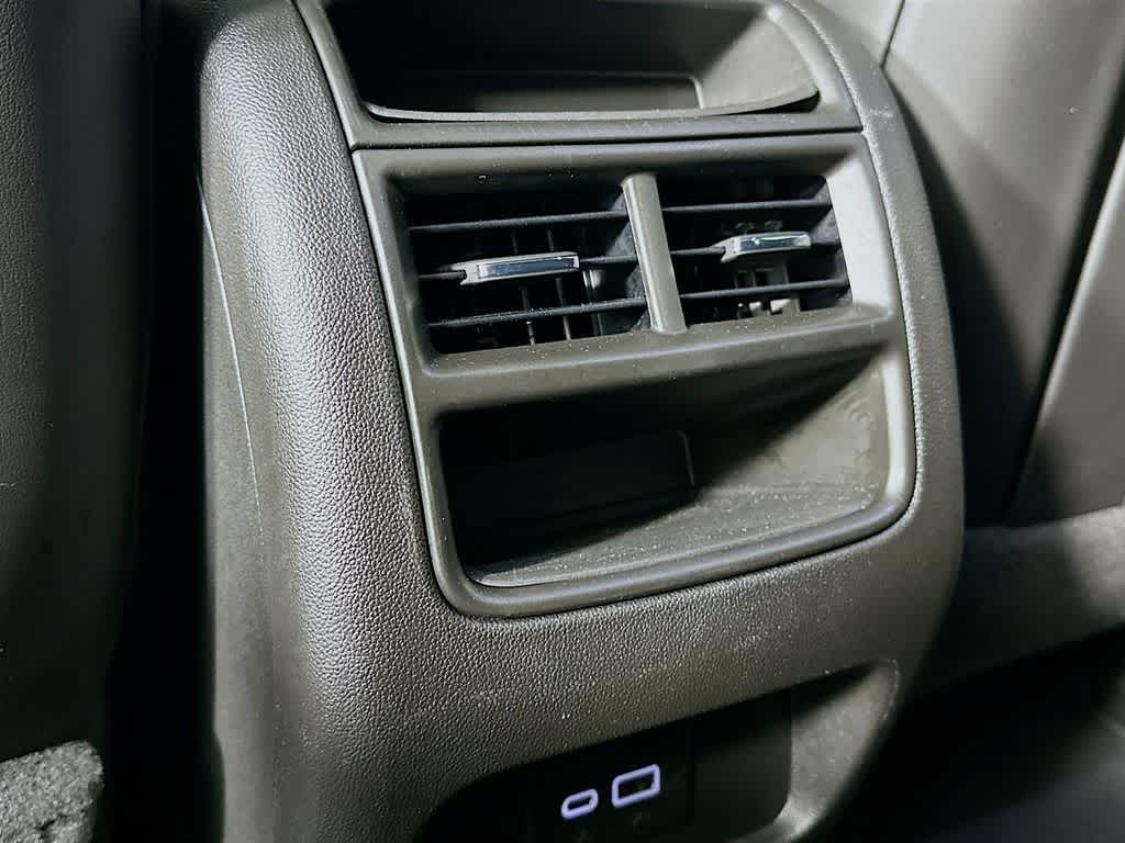 Thumbnail: 2023 Cadillac XT5 - 13