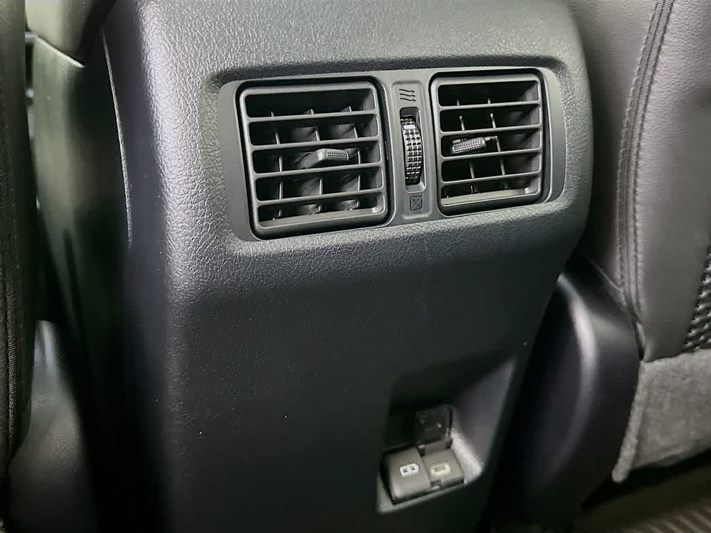 2024 Toyota 4Runner TRD Off Road 13