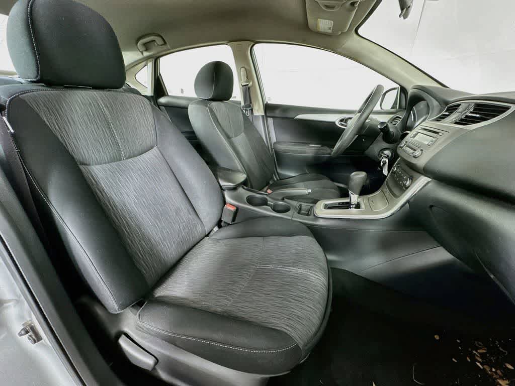 Thumbnail: 2014 Nissan Sentra - 14