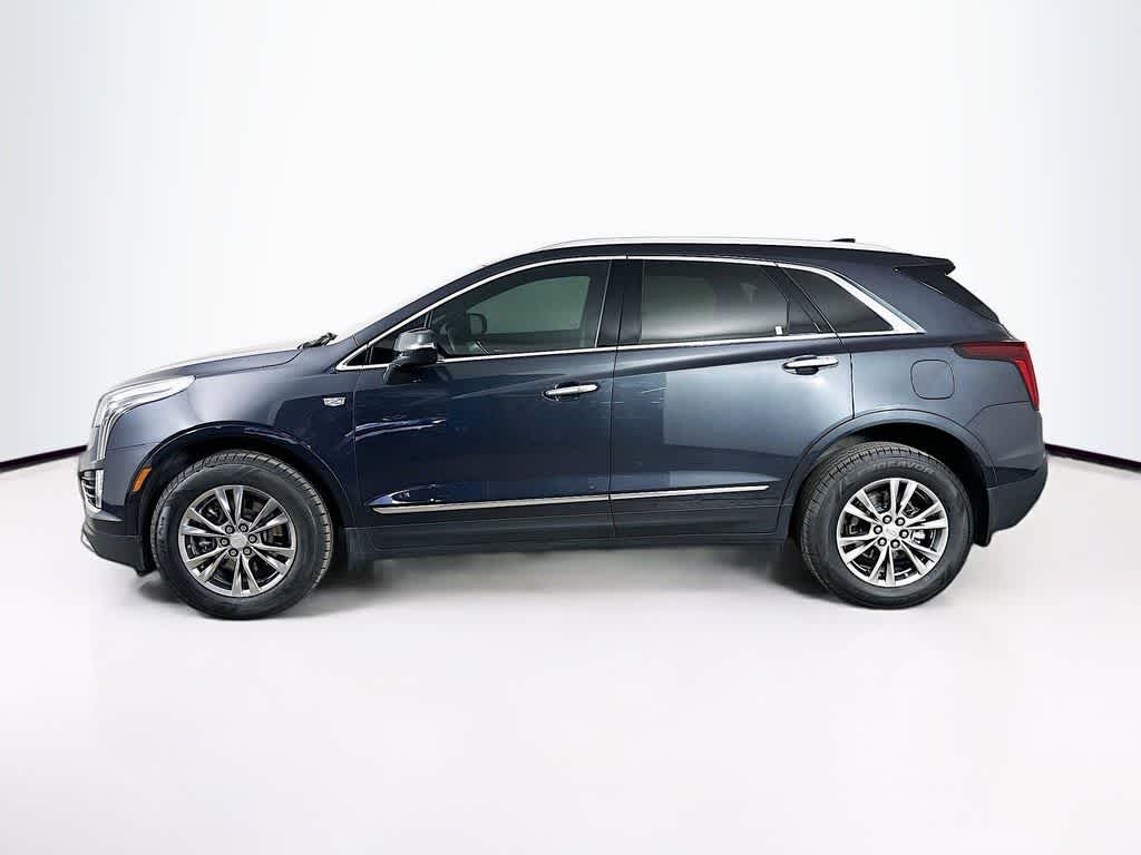 Thumbnail: 2023 Cadillac XT5 - 3