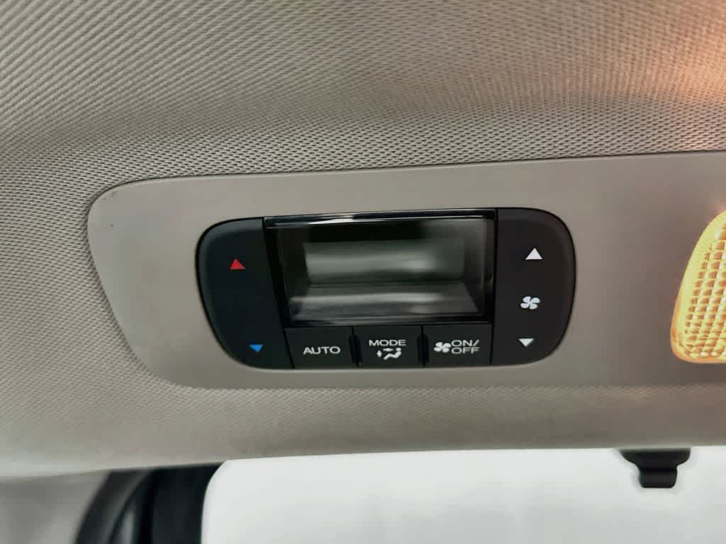 Thumbnail: 2014 Honda Odyssey - 13