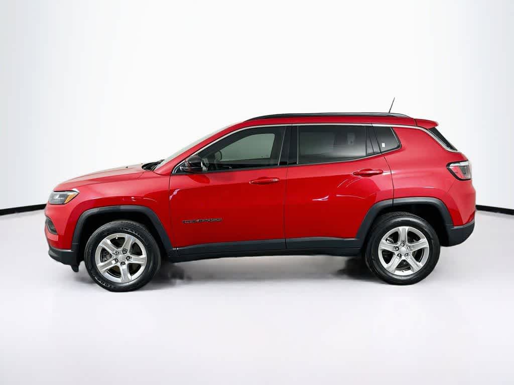 Thumbnail: 2023 Jeep Compass - 3