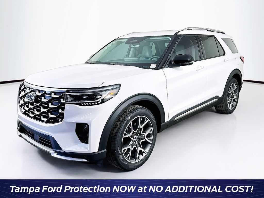 2025 Ford Explorer Platinum Hero Image