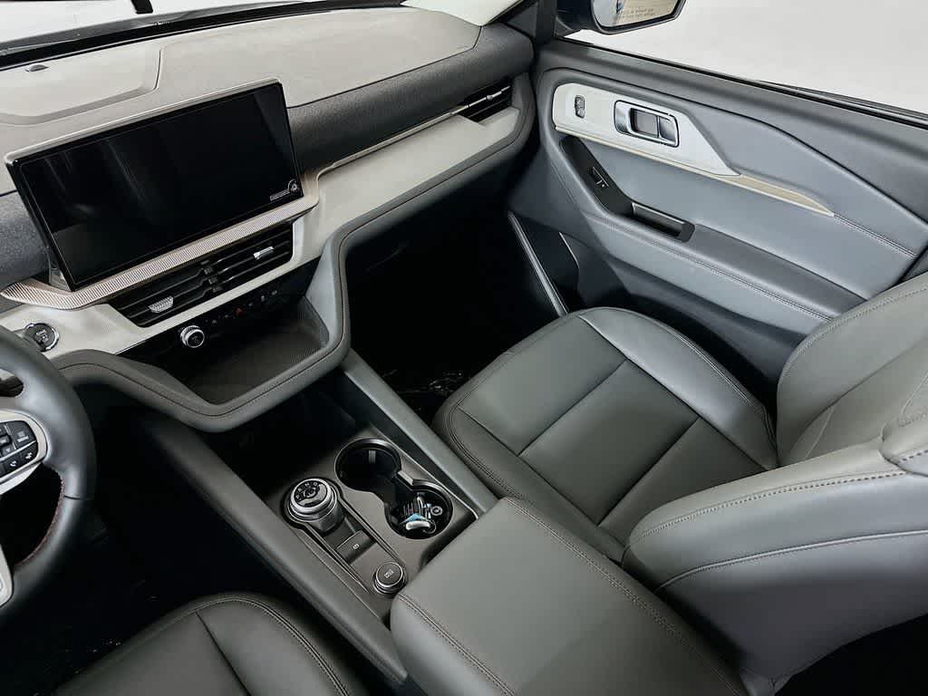 Thumbnail: 2026 Ford Explorer - 11