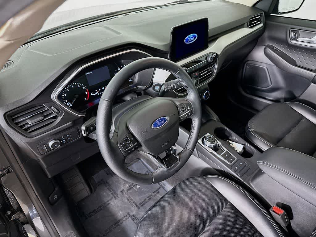 Thumbnail: 2020 Ford Escape - 2