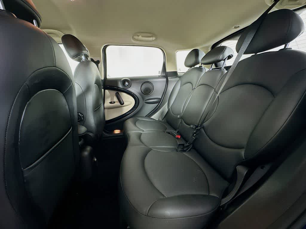 Thumbnail: 2013 MINI Cooper Countryman - 13