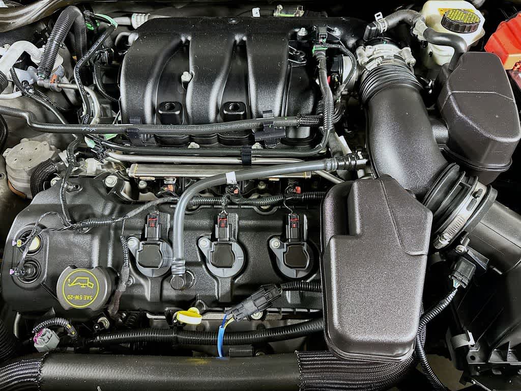 Thumbnail: 2014 Ford Taurus - 9