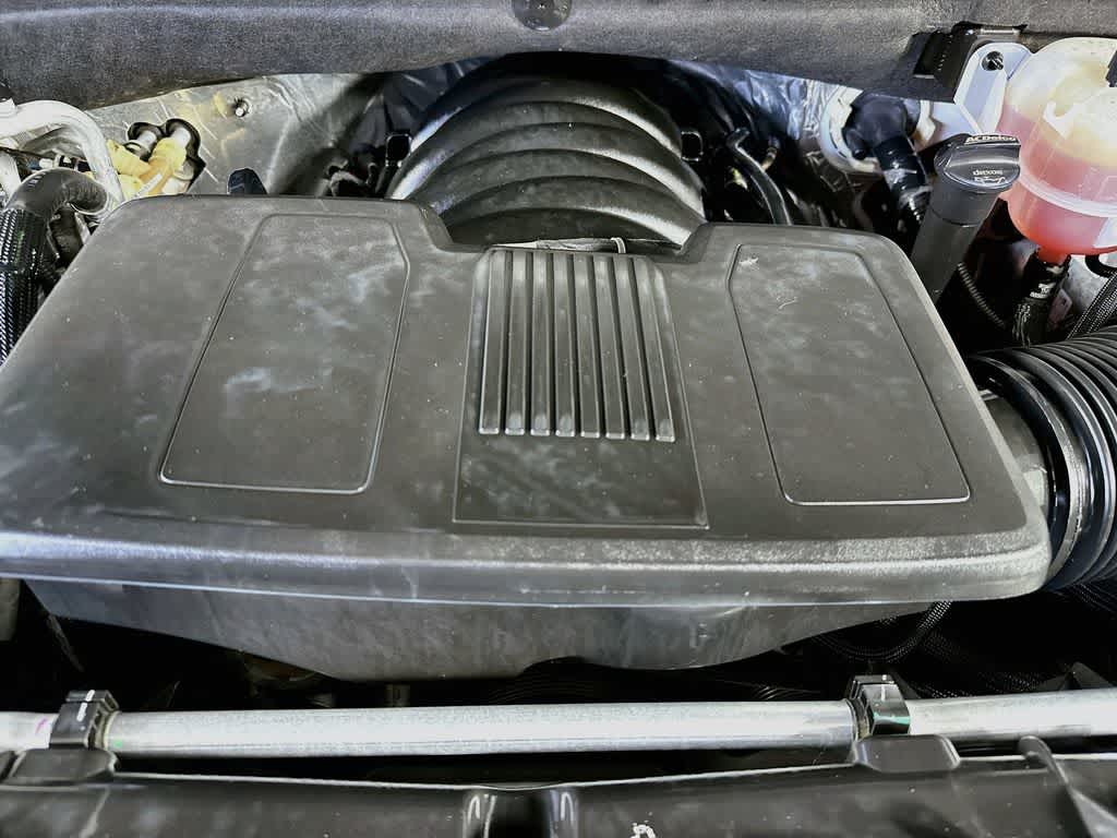 Thumbnail: 2023 Chevrolet Suburban - 9