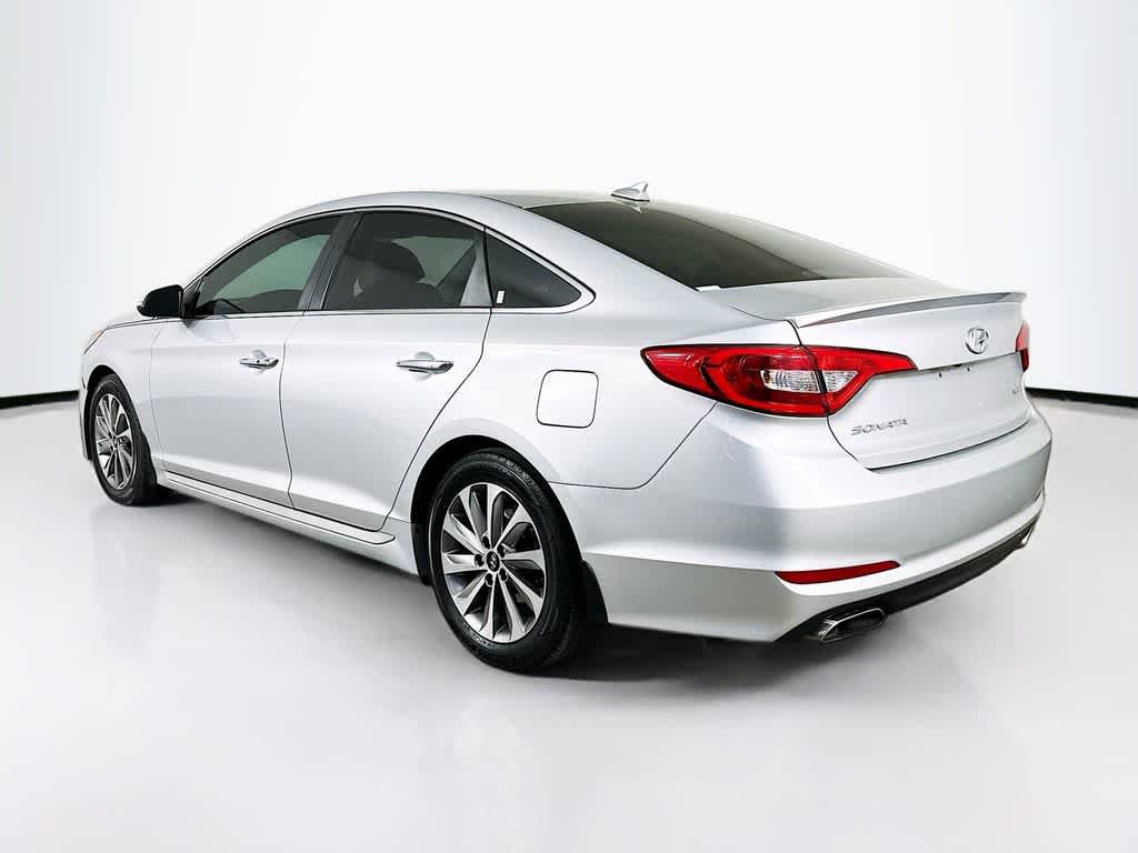 Thumbnail: 2016 Hyundai Sonata - 4
