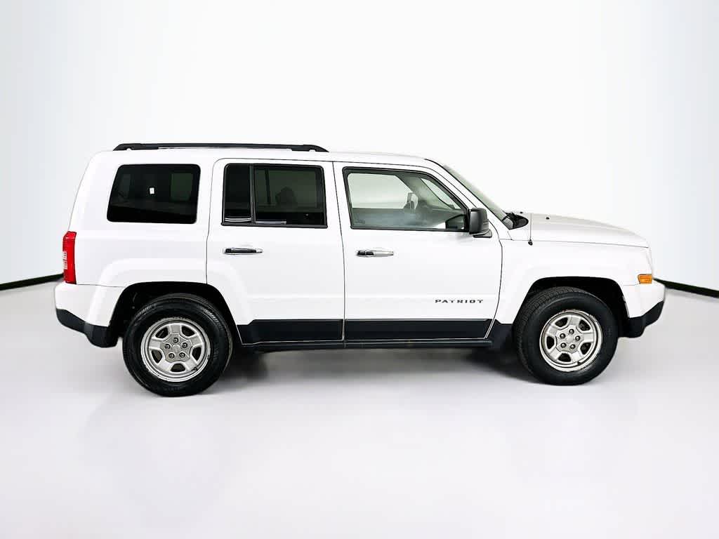 Thumbnail: 2014 Jeep Patriot - 25