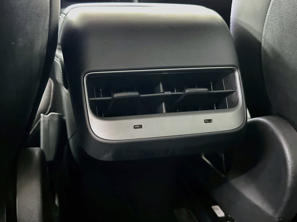Thumbnail: 2021 Tesla Model 3 - 12