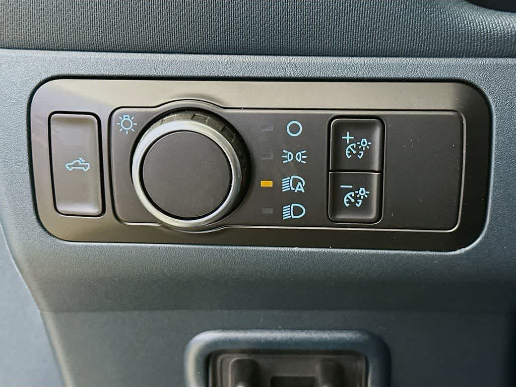 Thumbnail: 2025 Ford Maverick - 25