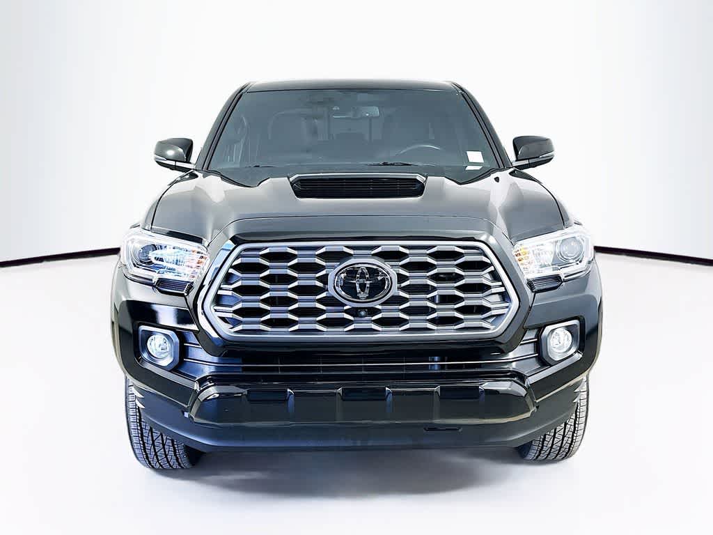 Thumbnail: 2023 Toyota Tacoma - 6