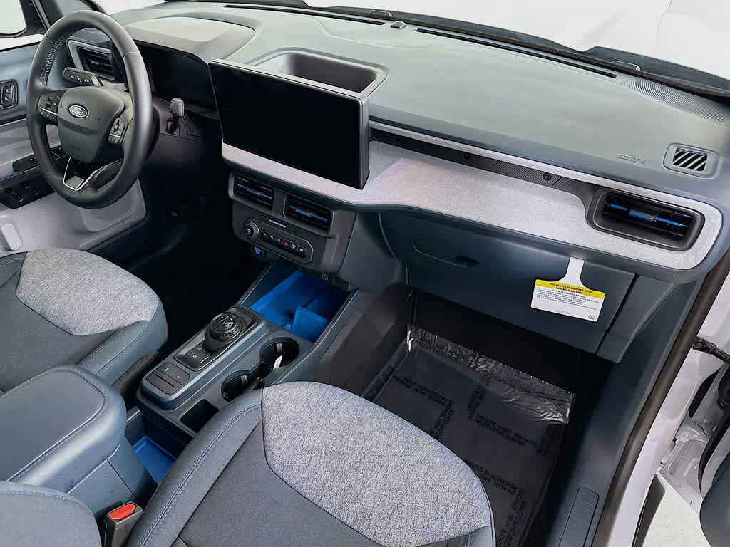 Thumbnail: 2025 Ford Maverick - 30