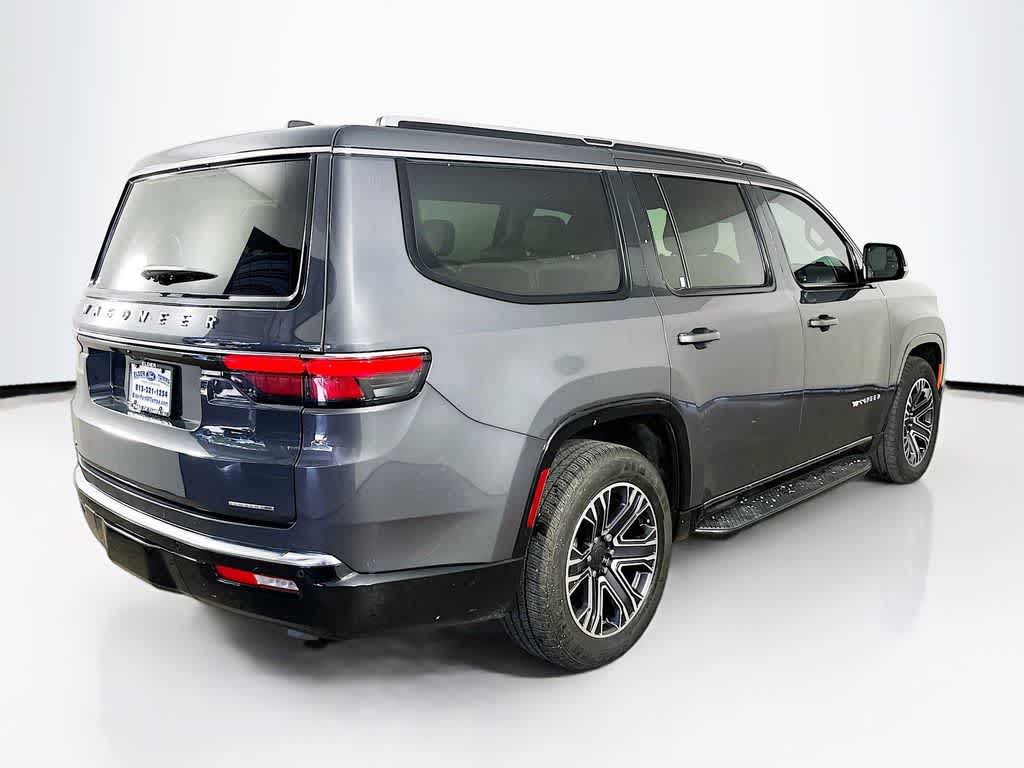 Thumbnail: 2022 Jeep Wagoneer - 24